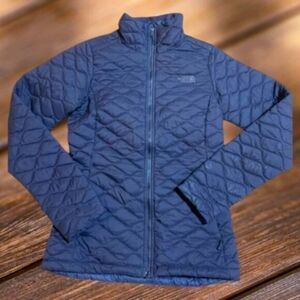 ❄️Stay Cozy & Chic: The North Face Women's Thermoball Eco Jacket (NWOT)